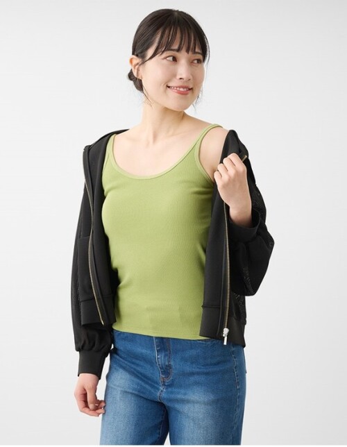 綺麗にも、カジュアルにも、大人女子のための見せるインナー✨