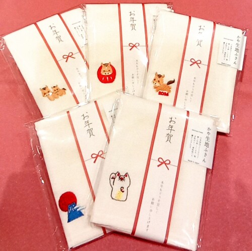 干支のご挨拶ふきん入荷しております🐴