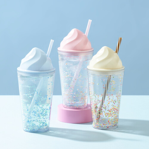 アイスクリームをモチーフにしたキュートなタンブラー🍦