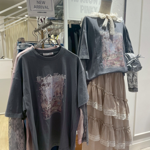 ⭐️大人気のトップスが再入荷しました⭐️