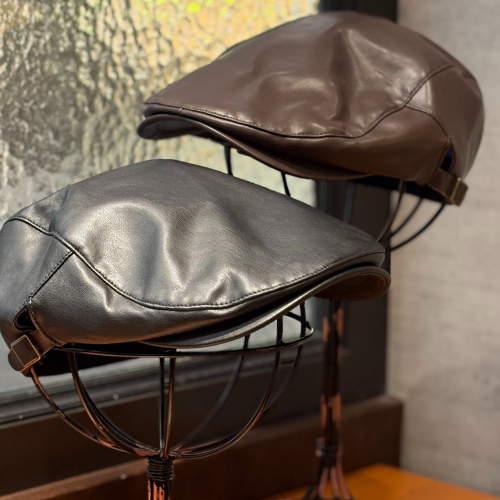 【おすすめ商品のご紹介】 フェイクレザーハンチング