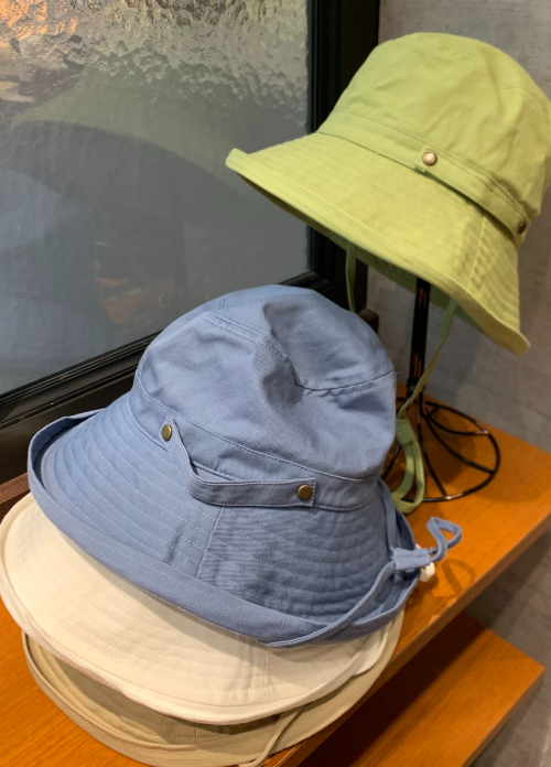 "【おすすめ商品のご紹介】 虫よけ顎紐付きハット"
