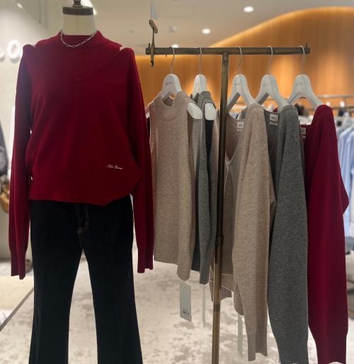 wool100％深Ｖネックベーシックニット× wool100％アメスリタンクニットトップス 