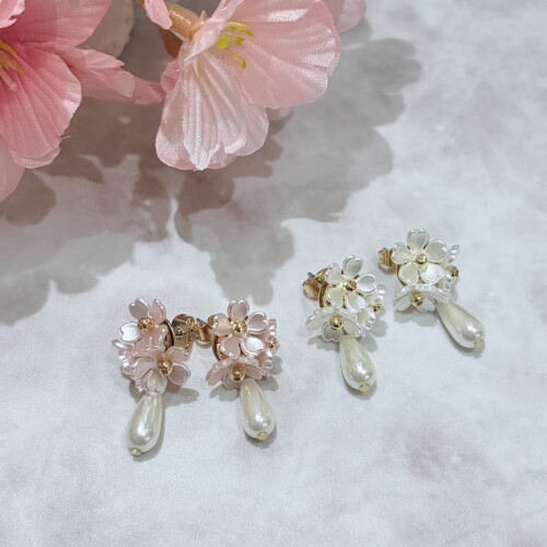 新作ピアス🌸✨