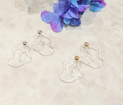 アクリルピアス🌼*･
