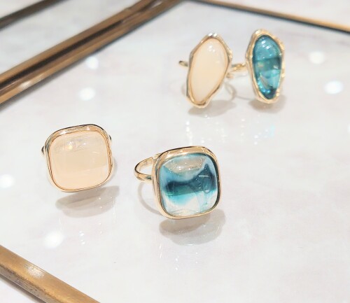 うるちゅるアクリル リング💍💍