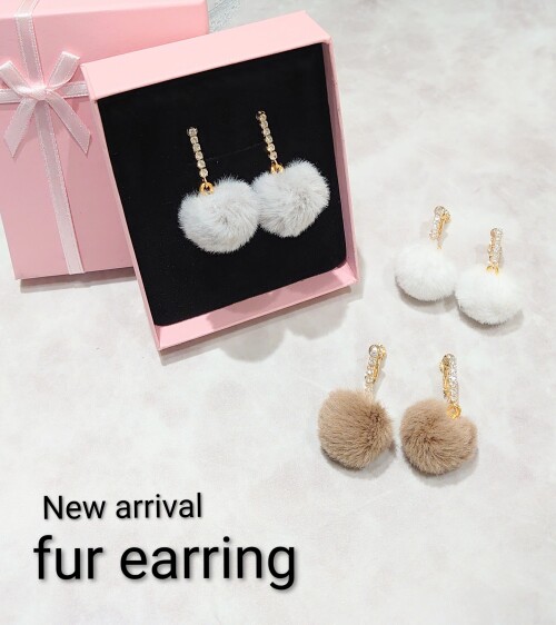 ファーイヤリング🧸✨