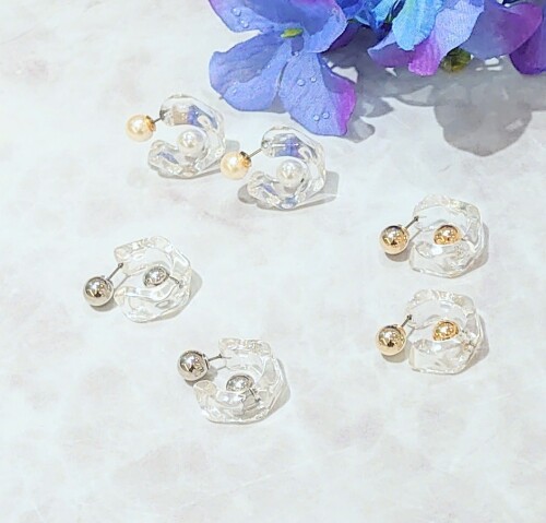 アクリル ピアス𓇼𓆡𓆉 ⋆