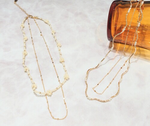 レイヤードネックレス