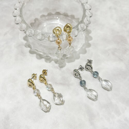 新作ピアス