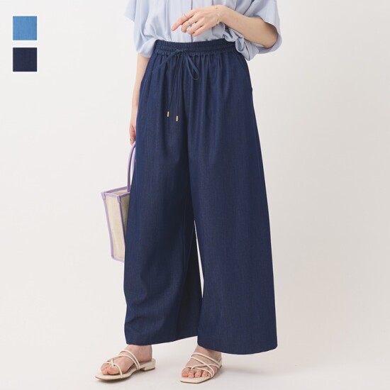 今年らしいドロストデザインのワイドパンツ👖