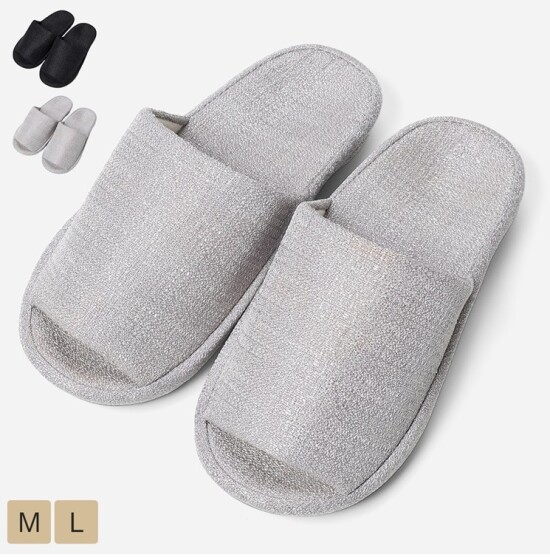 足裏に沿う大きめ凹凸で土踏まずやかかとをサポート👣