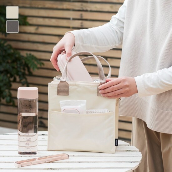 外面は撥水加工なランチトート🍱
