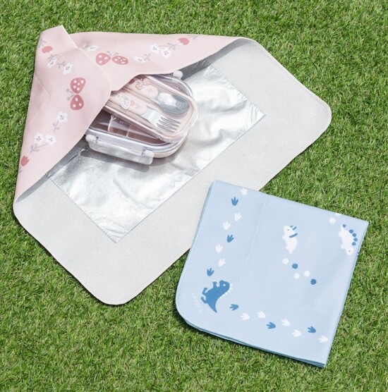 結ばずくるむだけだからお子様にも包みやすい！👧