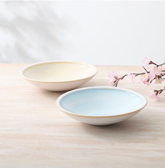穏やかな空のような優しい色の萩焼シリーズ☁️