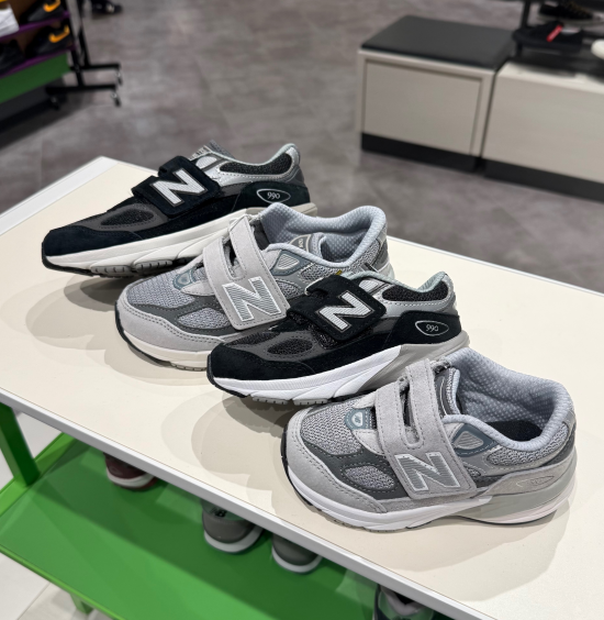 ニューバランス　KIDS「PV990」入荷！！