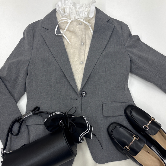 オケージョン需要が高まるこの時期にピッタリのコーデ紹介！！