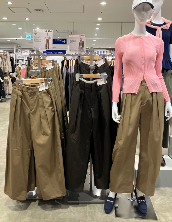 チノタックバレルパンツ