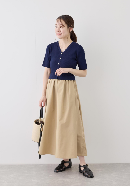 人気のニットドッキングワンピ入荷しました！