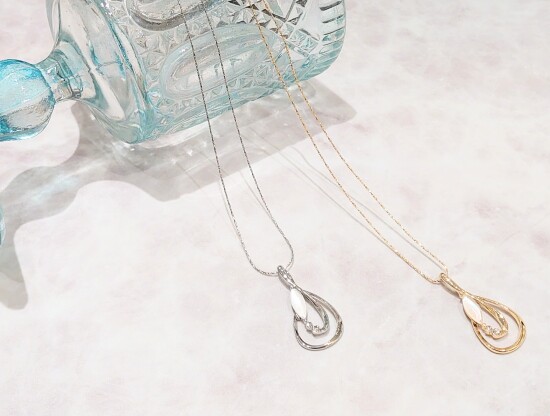 ドロップネックレス