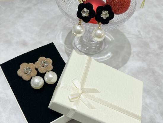 新作イヤリング🤍