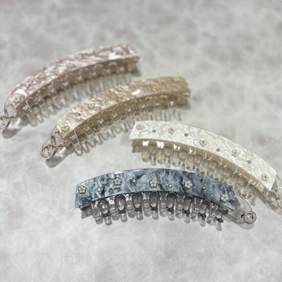 新作ヘアアクセサリー🌼