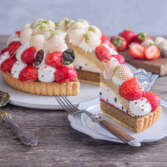 3種類のいちごを楽しむ、春のタルトが登場　